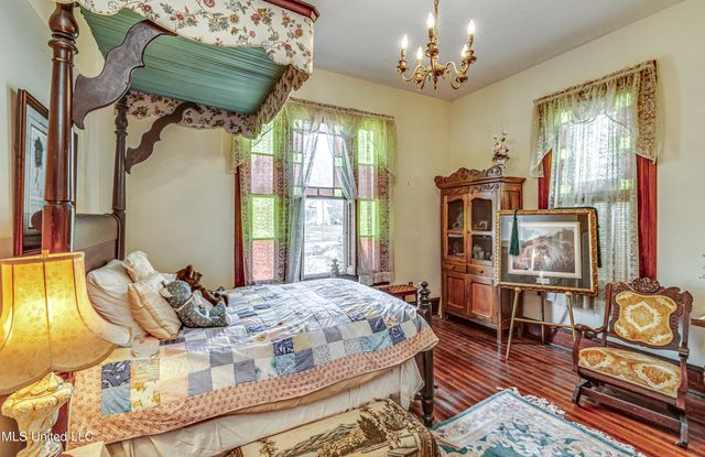 502 E Georgetown Street, Crystal Springs, MS 39059
