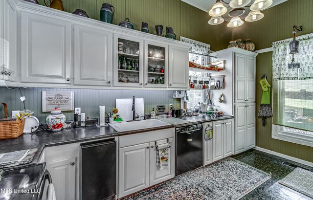 502 E Georgetown Street, Crystal Springs, MS 39059
