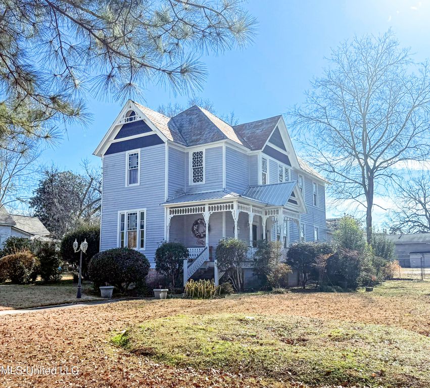 502 E Georgetown Street, Crystal Springs, MS 39059