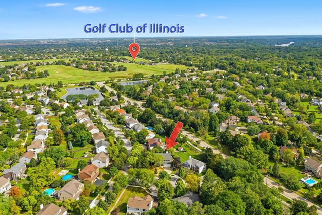 1 Fernwood Court, Algonquin, IL 60102