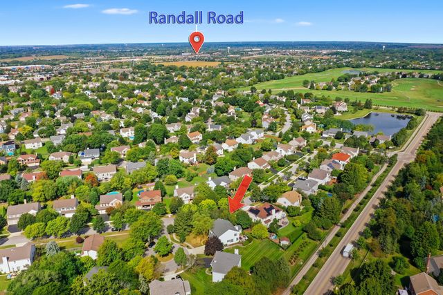 1 Fernwood Court, Algonquin, IL 60102