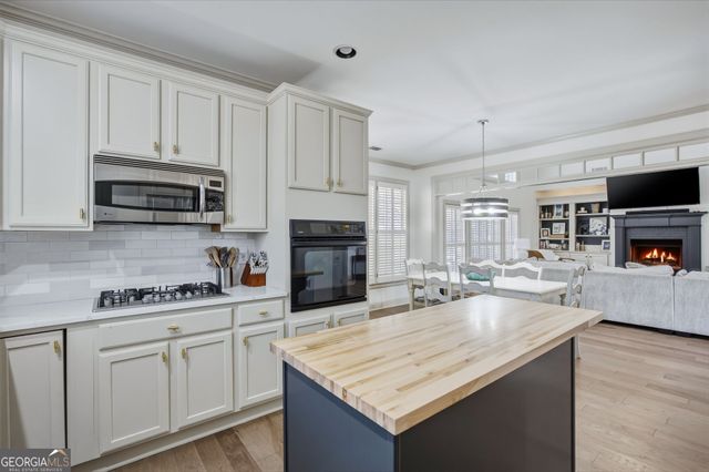 4862 Manatee Court, Powder Springs, GA 30127