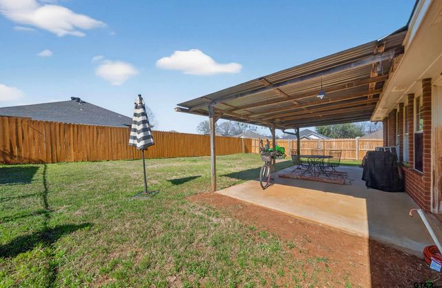 137 Valley View Ln., Jacksonville, TX 75766