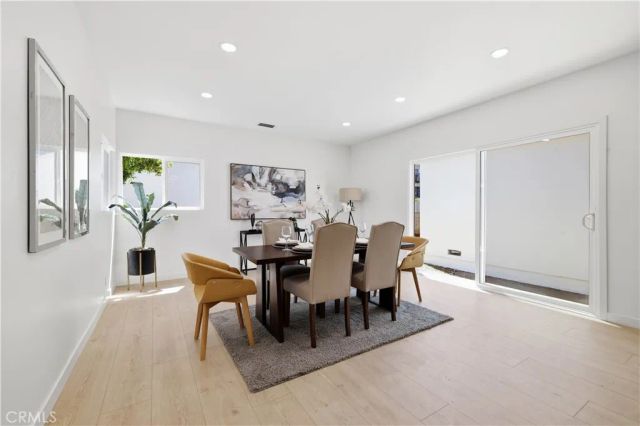 7446 Dempsey Avenue, Lake Balboa, CA 91406