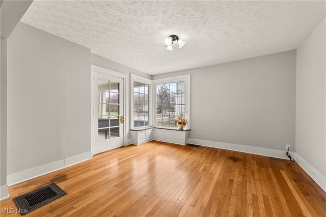 230 N Main Street, Oberlin, OH 44074