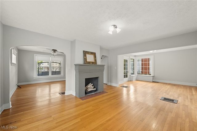 230 N Main Street, Oberlin, OH 44074