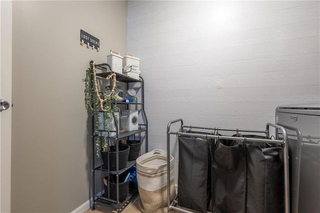 6320 Pamela Drive, St Joseph, MO 64504