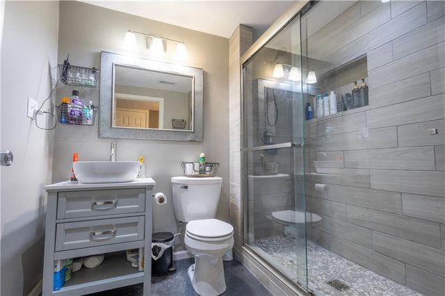 6320 Pamela Drive, St Joseph, MO 64504