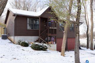 6320 Pamela Drive, St Joseph, MO 64504