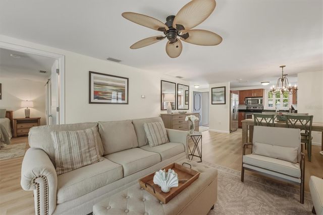 588 CIRCLEWOOD DRIVE S3-1, Venice, FL 34293