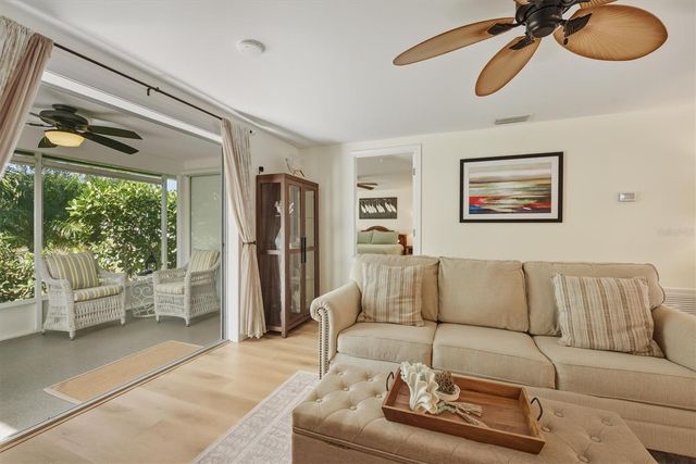 588 CIRCLEWOOD DRIVE S3-1, Venice, FL 34293