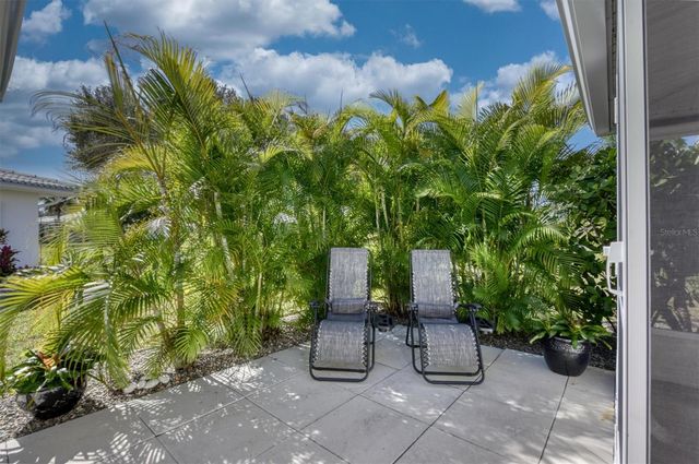 588 CIRCLEWOOD DRIVE S3-1, Venice, FL 34293