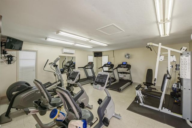 588 CIRCLEWOOD DRIVE S3-1, Venice, FL 34293