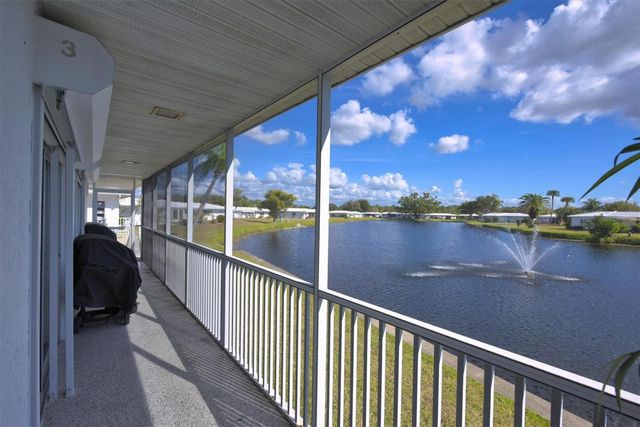 588 CIRCLEWOOD DRIVE S3-1, Venice, FL 34293