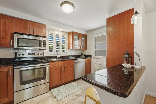 588 CIRCLEWOOD DRIVE S3-1, Venice, FL 34293