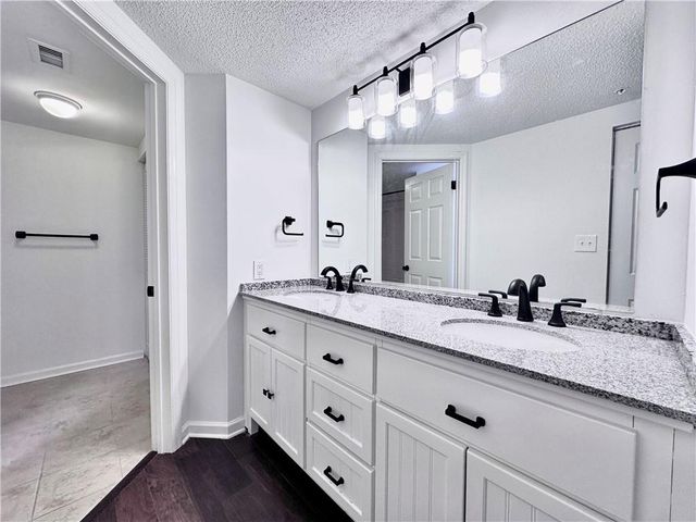 199 14th NE Street 409, Atlanta, GA 30309