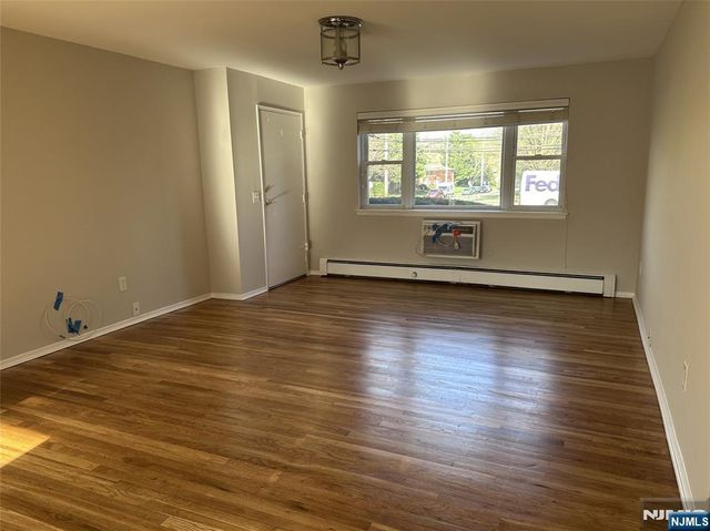 1165A Valley Road 1165A, Wayne, NJ 07470