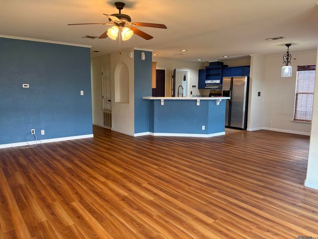 7716 Danielle Ave, Zachary, LA 70791