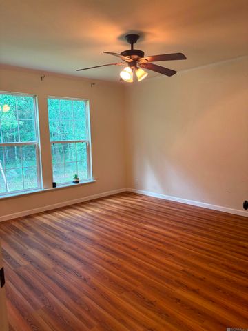 7716 Danielle Ave, Zachary, LA 70791