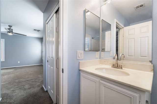 573 Shewsbury Avenue, Las Vegas, NV 89178