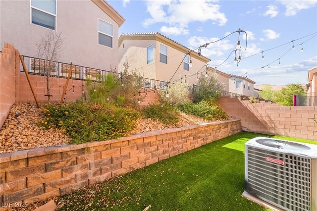 573 Shewsbury Avenue, Las Vegas, NV 89178