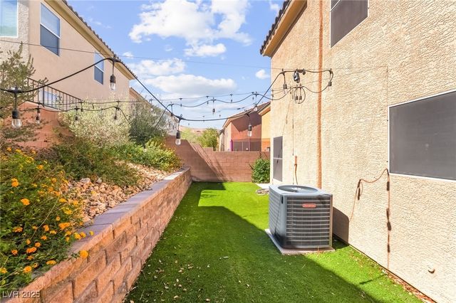 573 Shewsbury Avenue, Las Vegas, NV 89178