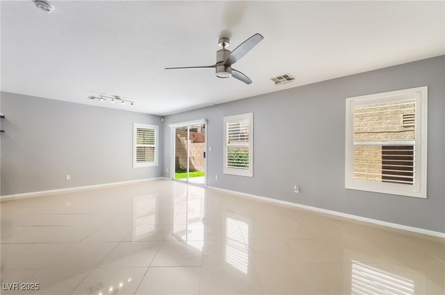 573 Shewsbury Avenue, Las Vegas, NV 89178