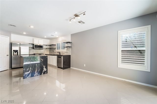 573 Shewsbury Avenue, Las Vegas, NV 89178