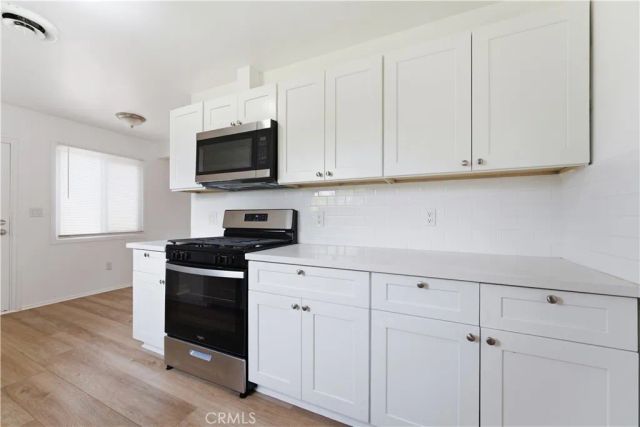 7738 Farralone, Canoga Park, CA 91304