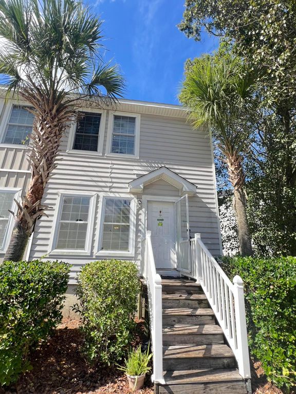 8589 Lake Marion Drive 1100, North Charleston, SC 29406