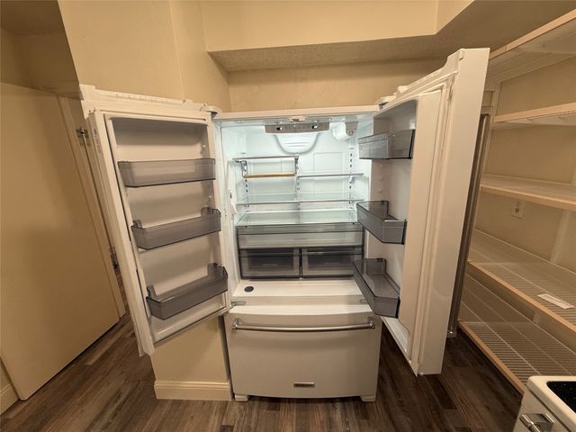 9807 Walnut Street 107, Dallas, TX 75243