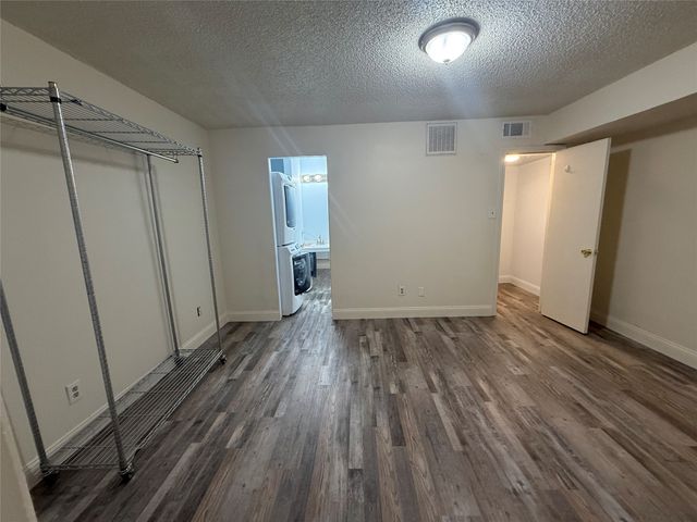 9807 Walnut Street 107, Dallas, TX 75243