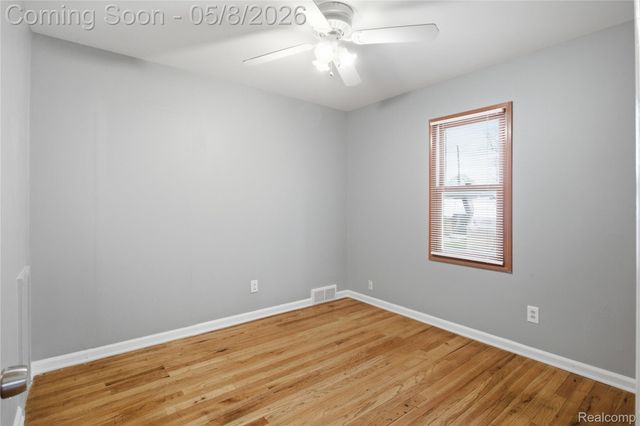 1906 Venice Street, Dearborn, MI 48124