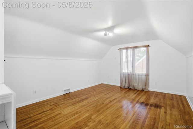 1906 Venice Street, Dearborn, MI 48124