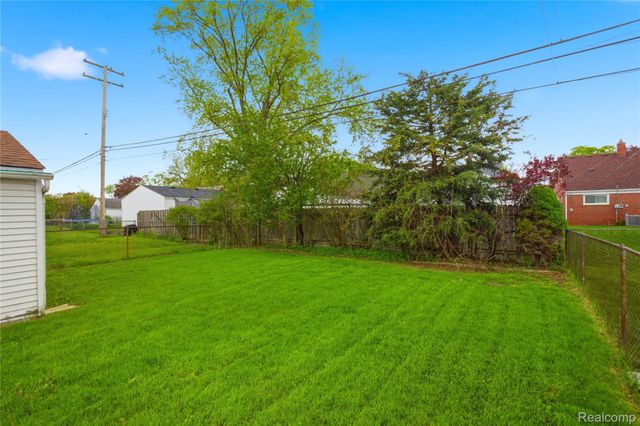 1906 Venice Street, Dearborn, MI 48124