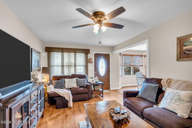 1123 Gowdy Avenue, Point Pleasant, NJ 08742
