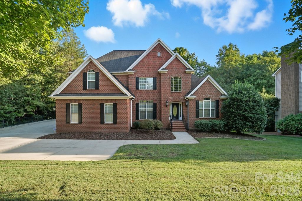 1209 Mossbank Place, Gastonia, NC 28056