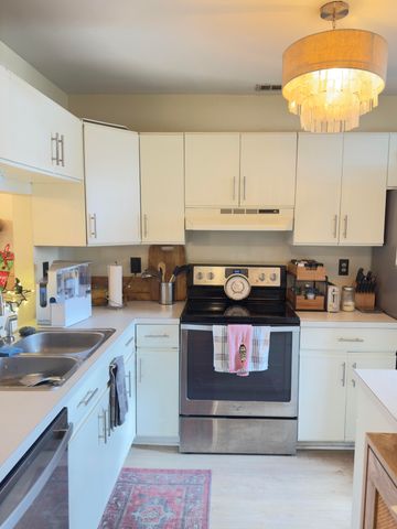 270 Stefan Drive 11-F, Charleston, SC 29412