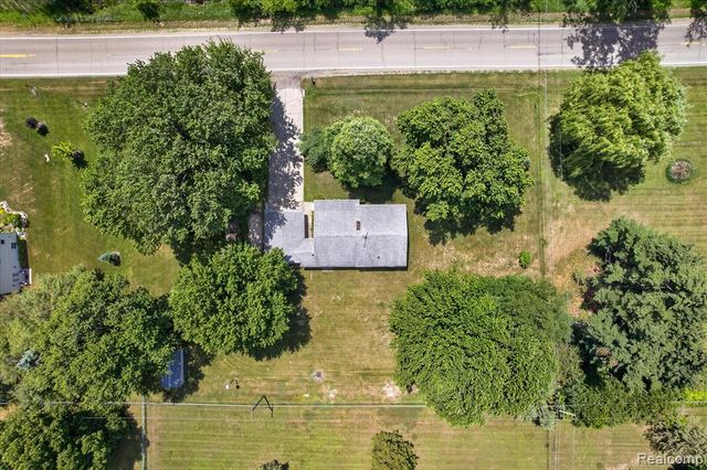11141 Spencer Road, Brighton, MI 48114