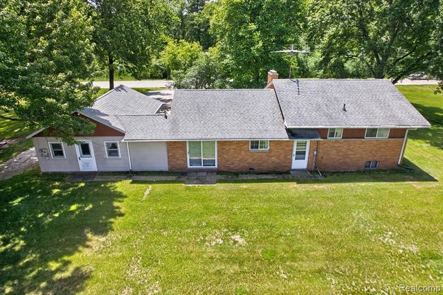 11141 Spencer Road, Brighton, MI 48114