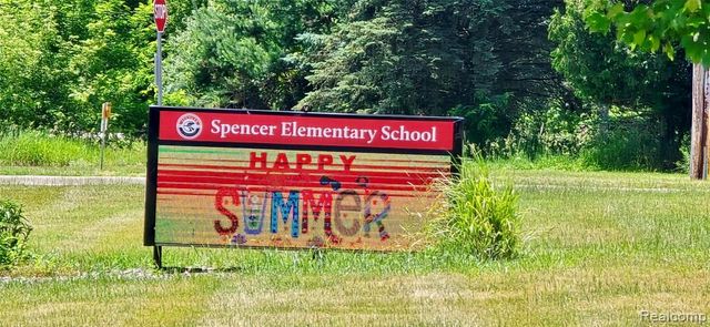 11141 Spencer Road, Brighton, MI 48114