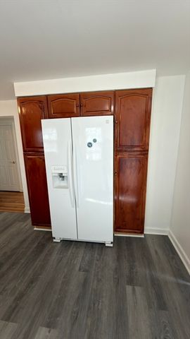 45 Howe St 4, Boston, MA 02125