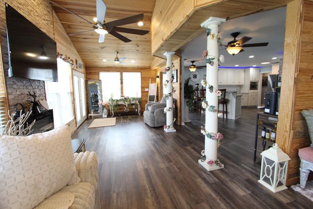 1027 Devane Lane, Frankfort, KY 40601