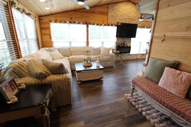 1027 Devane Lane, Frankfort, KY 40601