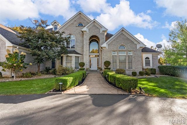 13020 Pingry Place, St Louis, MO 63131