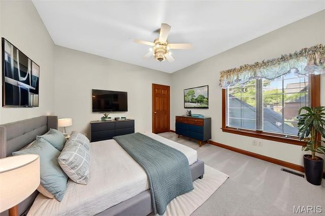 13020 Pingry Place, St Louis, MO 63131