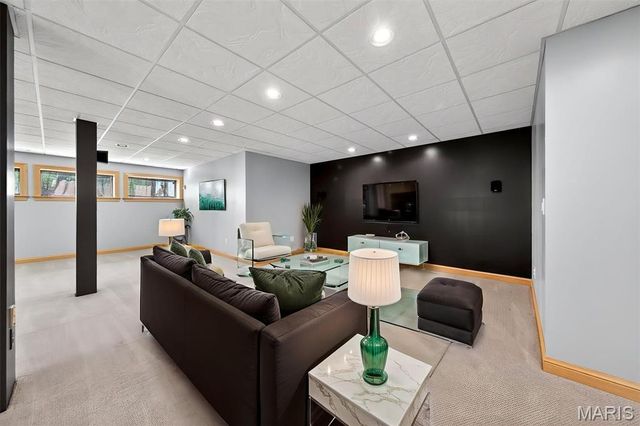 13020 Pingry Place, St Louis, MO 63131