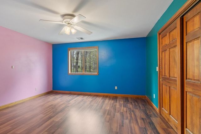 17 Stone Pound Ln, Atkinson, NH 03811