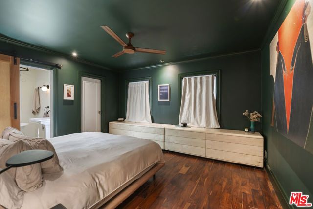 947 S Cloverdale Avenue, Los Angeles, CA 90036