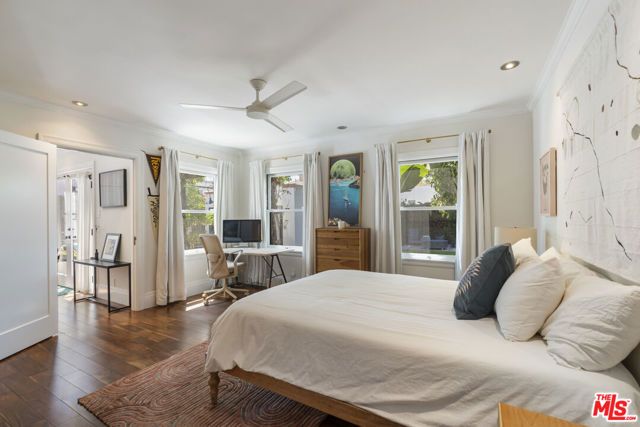 947 S Cloverdale Avenue, Los Angeles, CA 90036